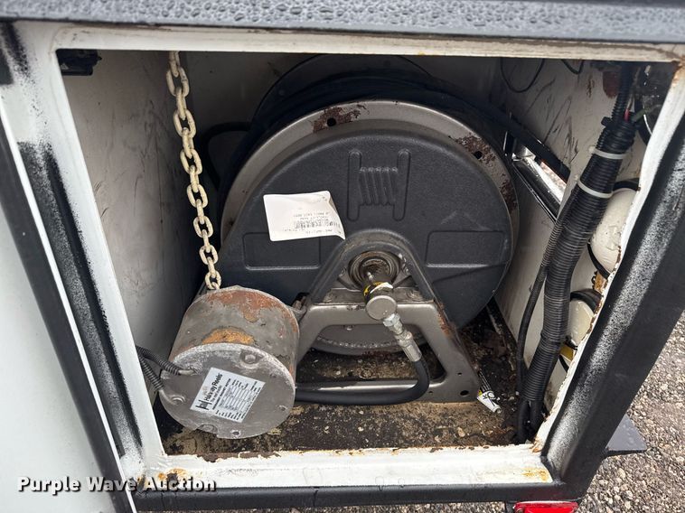 image for item EG2423 2010 Freightliner Business Class M2 crane truck