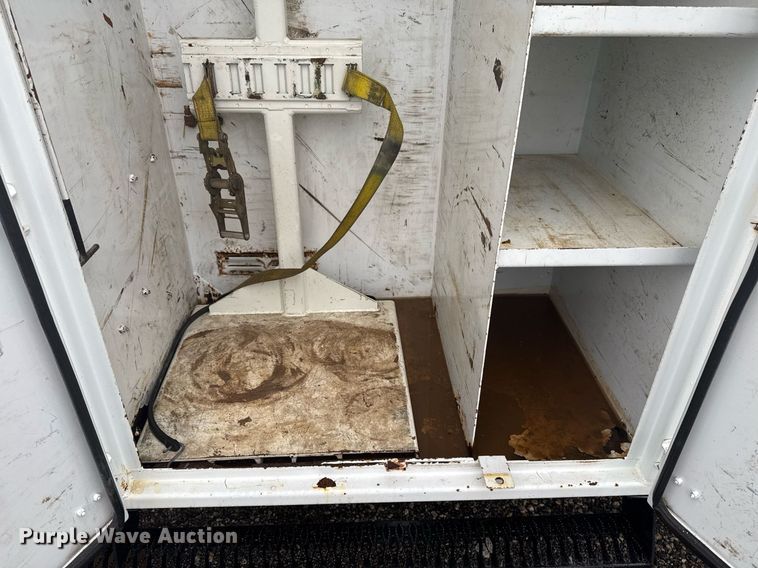 image for item EG2423 2010 Freightliner Business Class M2 crane truck