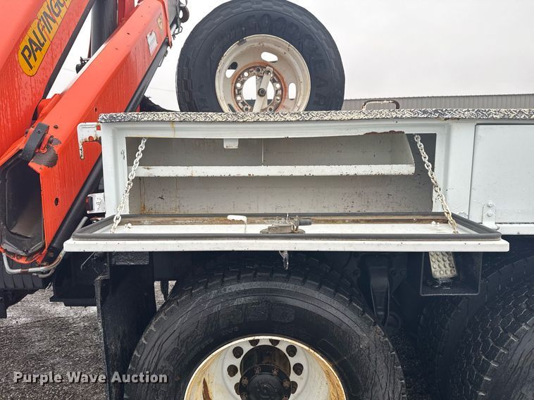 image for item EG2423 2010 Freightliner Business Class M2 crane truck