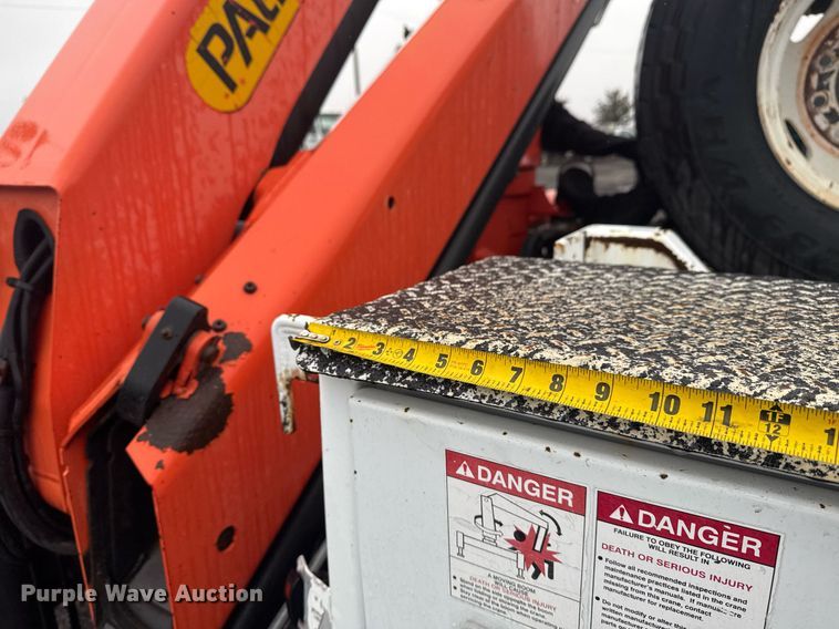 image for item EG2423 2010 Freightliner Business Class M2 crane truck