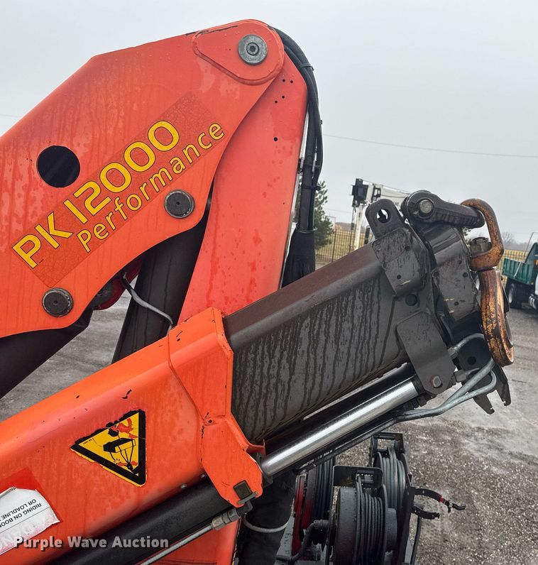 image for item EG2423 2010 Freightliner Business Class M2 crane truck