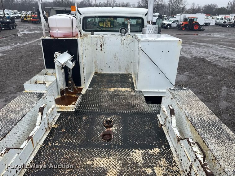 image for item EG2423 2010 Freightliner Business Class M2 crane truck