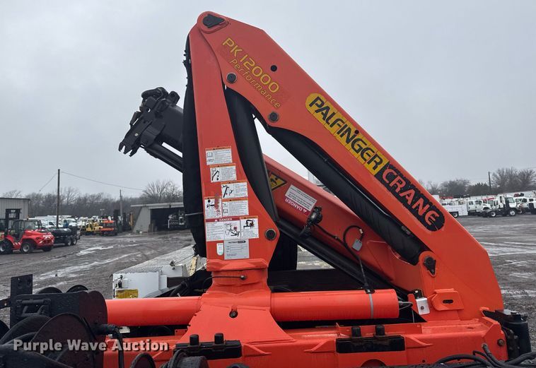 image for item EG2423 2010 Freightliner Business Class M2 crane truck