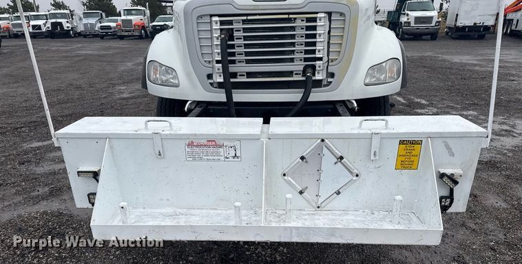 image for item EG2423 2010 Freightliner Business Class M2 crane truck