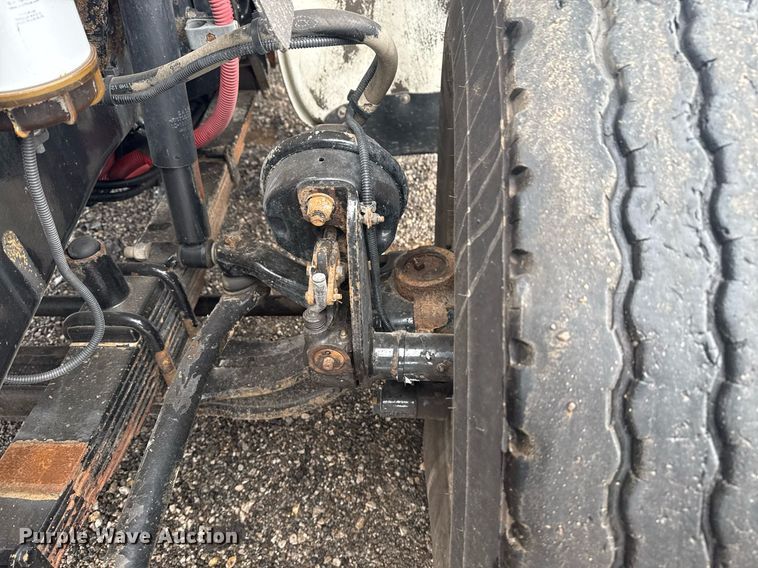 image for item EG2423 2010 Freightliner Business Class M2 crane truck