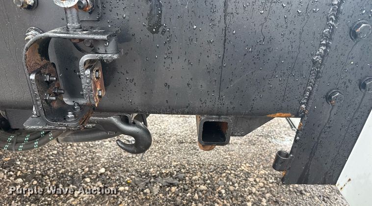 image for item EG2423 2010 Freightliner Business Class M2 crane truck