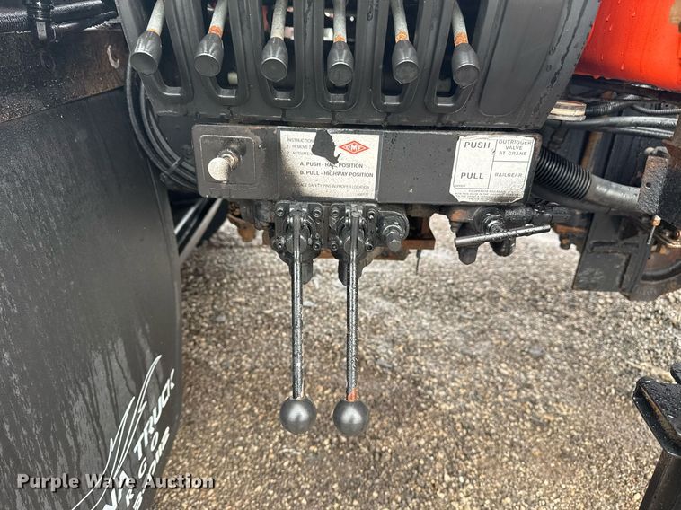 image for item EG2423 2010 Freightliner Business Class M2 crane truck