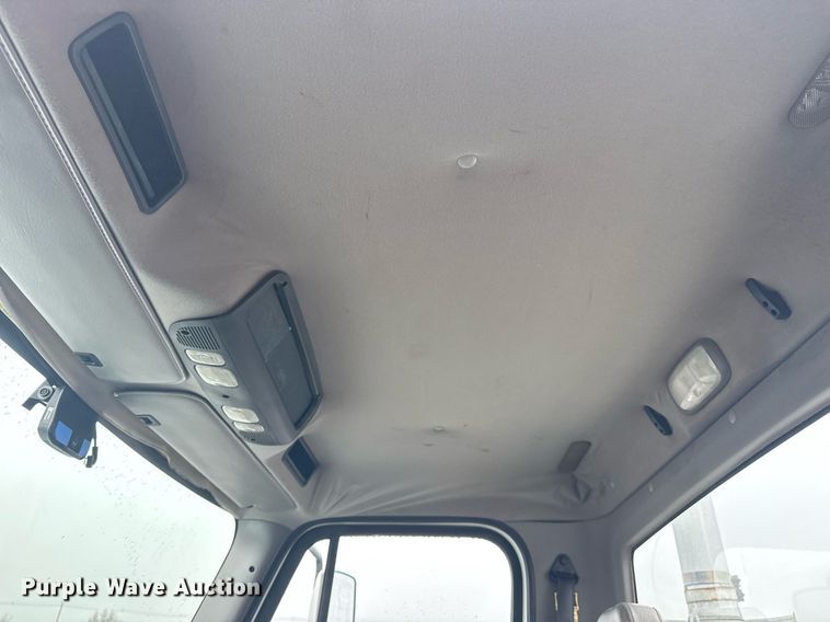 image for item EG2423 2010 Freightliner Business Class M2 crane truck