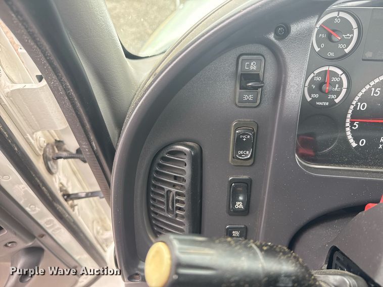 image for item EG2423 2010 Freightliner Business Class M2 crane truck