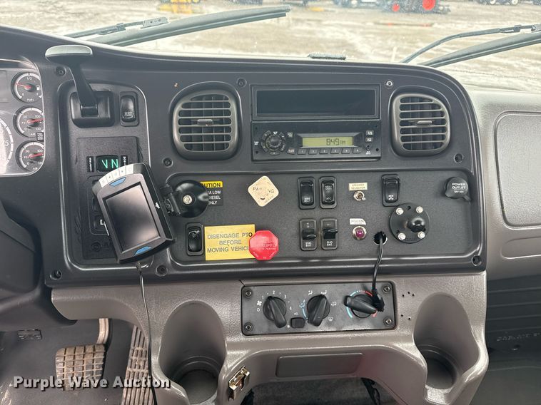 image for item EG2423 2010 Freightliner Business Class M2 crane truck