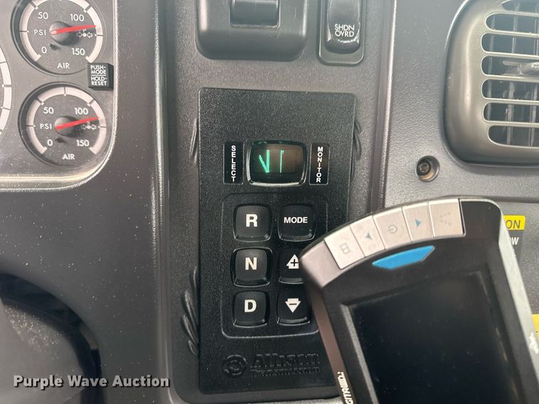 image for item EG2423 2010 Freightliner Business Class M2 crane truck