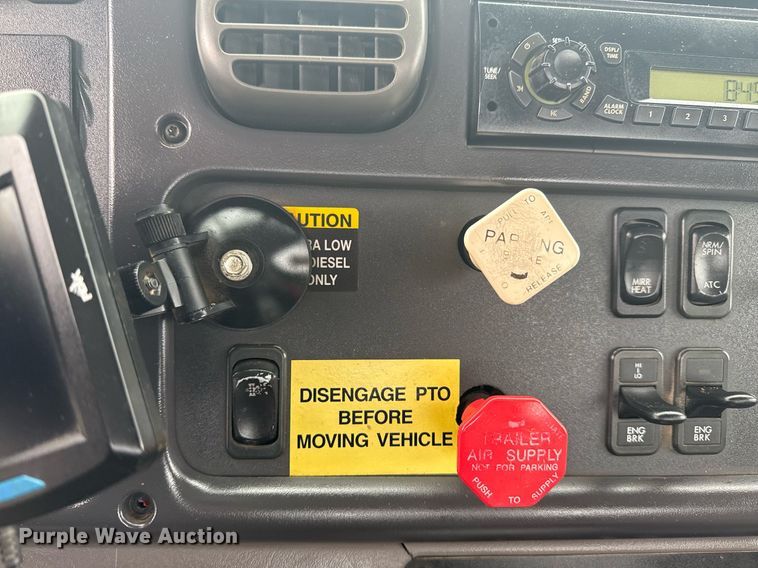 image for item EG2423 2010 Freightliner Business Class M2 crane truck