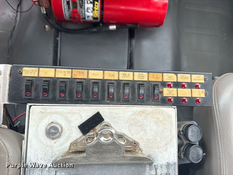 image for item EG2423 2010 Freightliner Business Class M2 crane truck