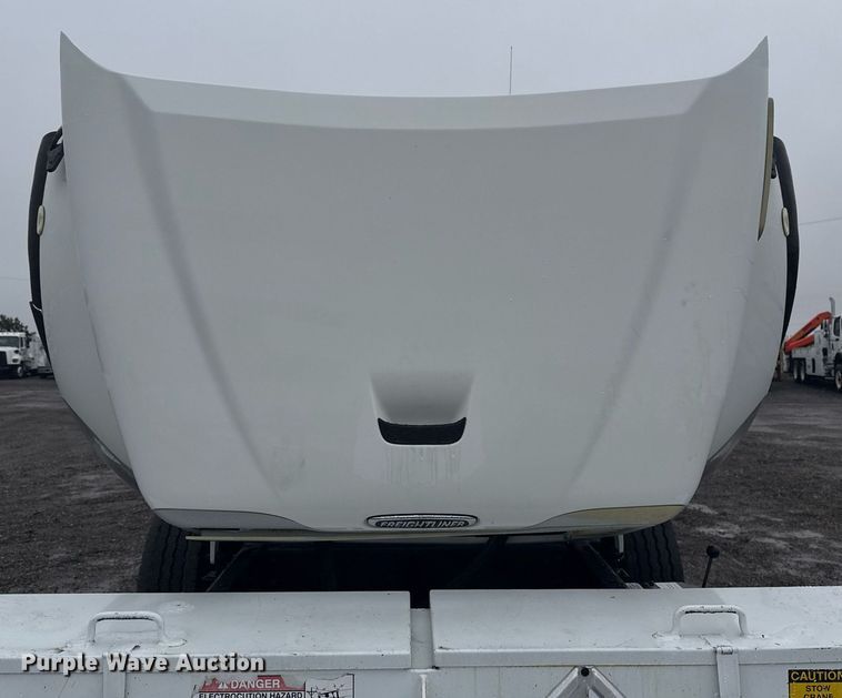 image for item EG2423 2010 Freightliner Business Class M2 crane truck