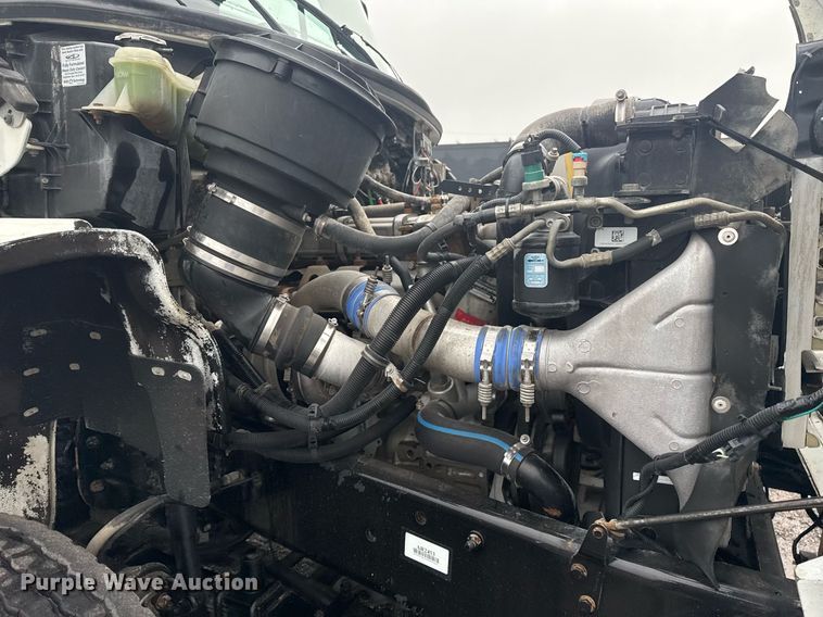 image for item EG2423 2010 Freightliner Business Class M2 crane truck