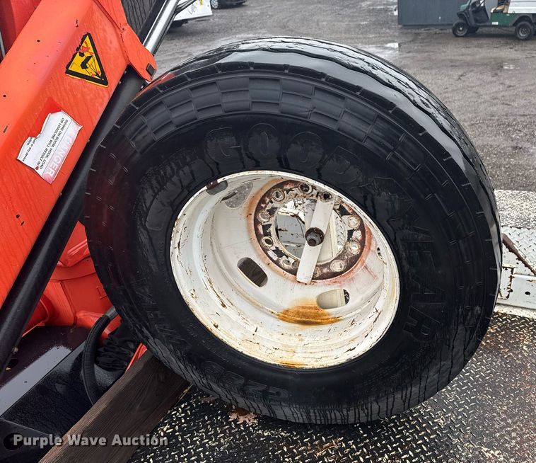 image for item EG2423 2010 Freightliner Business Class M2 crane truck