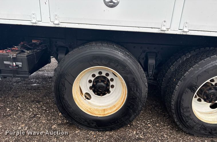 image for item EG2423 2010 Freightliner Business Class M2 crane truck