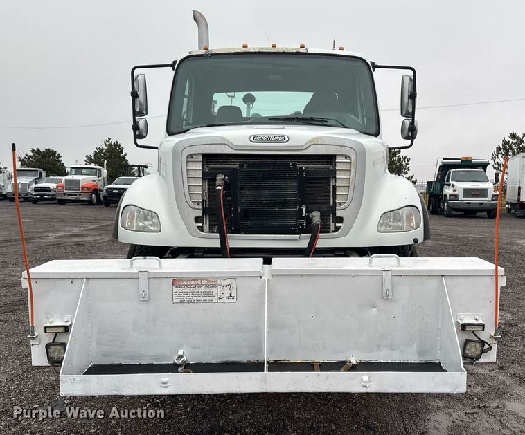 image for item EG2424 2010 Freightliner Business Class M2 crane truck