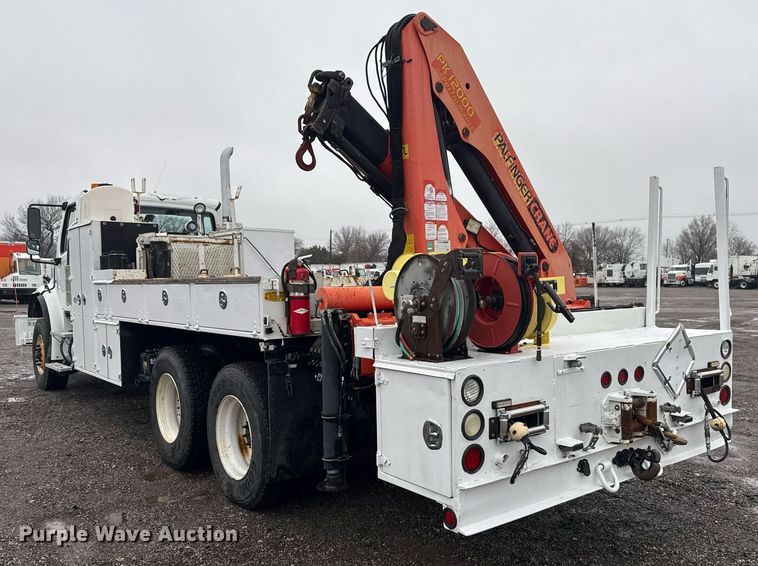 image for item EG2424 2010 Freightliner Business Class M2 crane truck