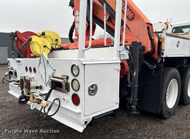 image for item EG2424 2010 Freightliner Business Class M2 crane truck