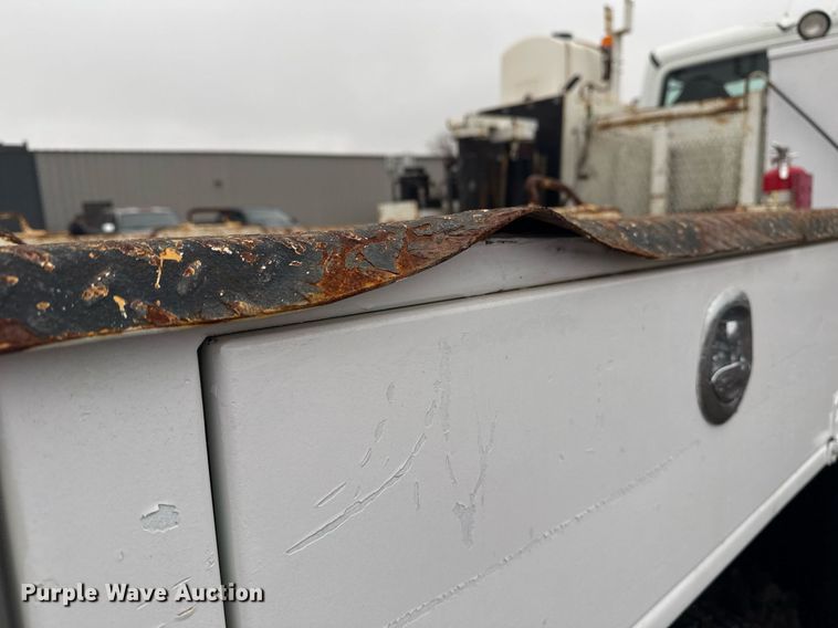 image for item EG2424 2010 Freightliner Business Class M2 crane truck