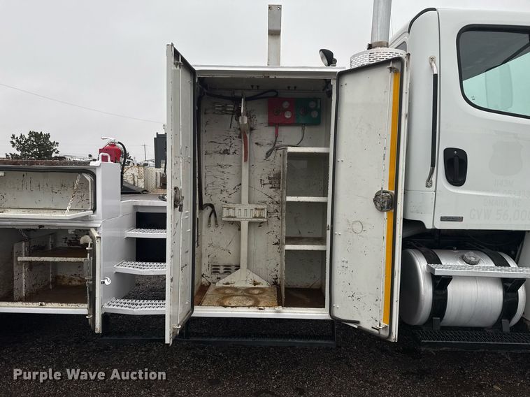 image for item EG2424 2010 Freightliner Business Class M2 crane truck