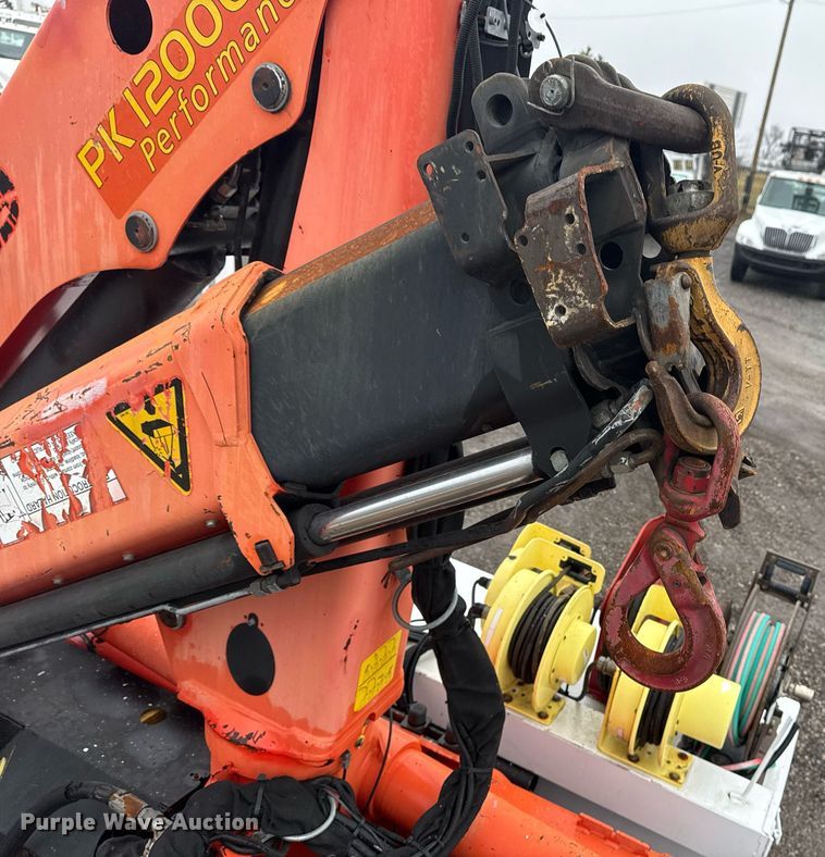 image for item EG2424 2010 Freightliner Business Class M2 crane truck