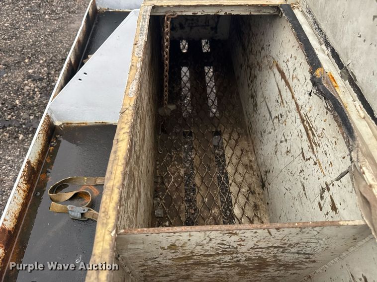 image for item EG2424 2010 Freightliner Business Class M2 crane truck