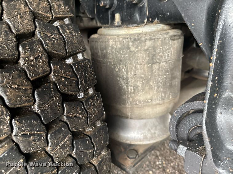 image for item EG2424 2010 Freightliner Business Class M2 crane truck