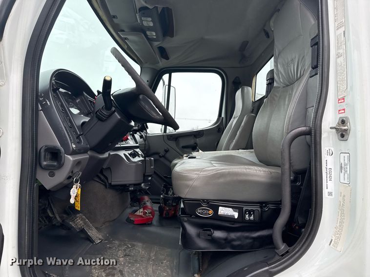 image for item EG2424 2010 Freightliner Business Class M2 crane truck