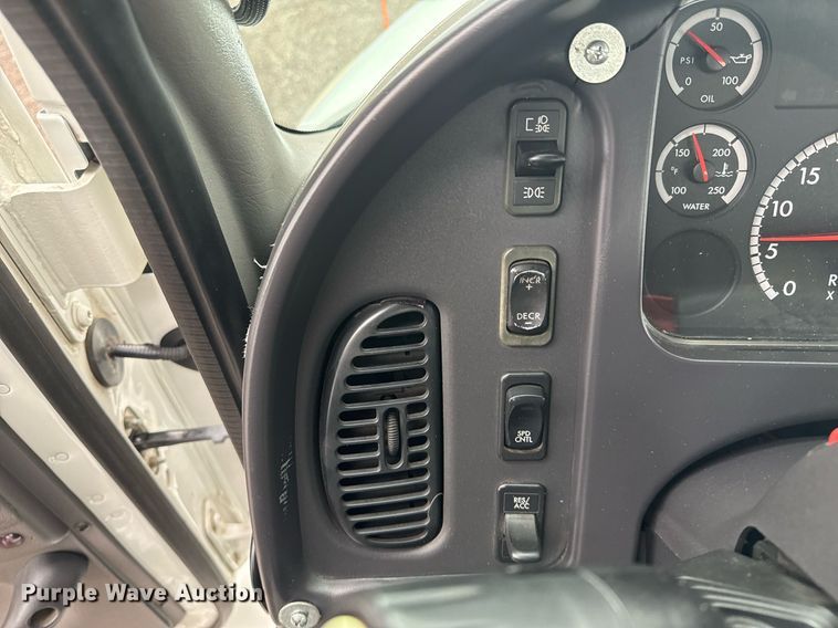 image for item EG2424 2010 Freightliner Business Class M2 crane truck