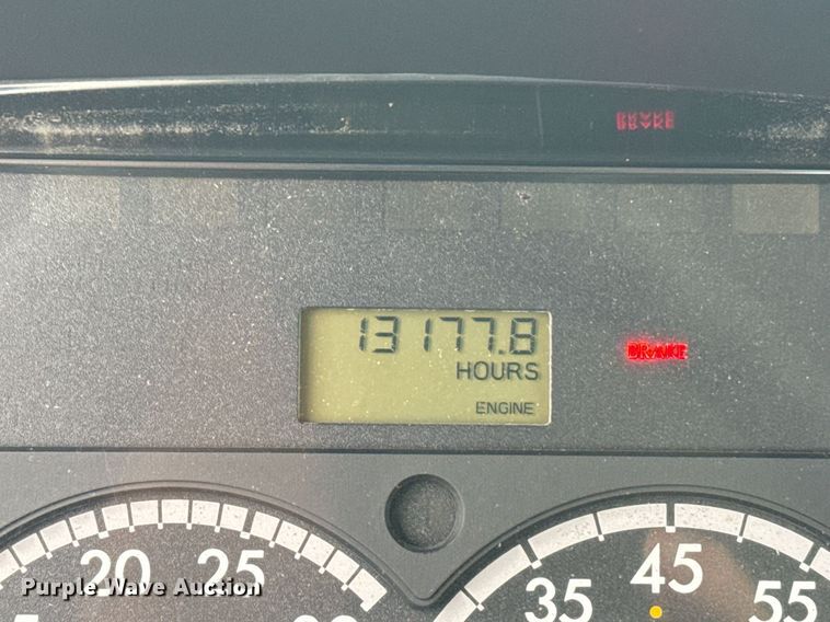 image for item EG2424 2010 Freightliner Business Class M2 crane truck