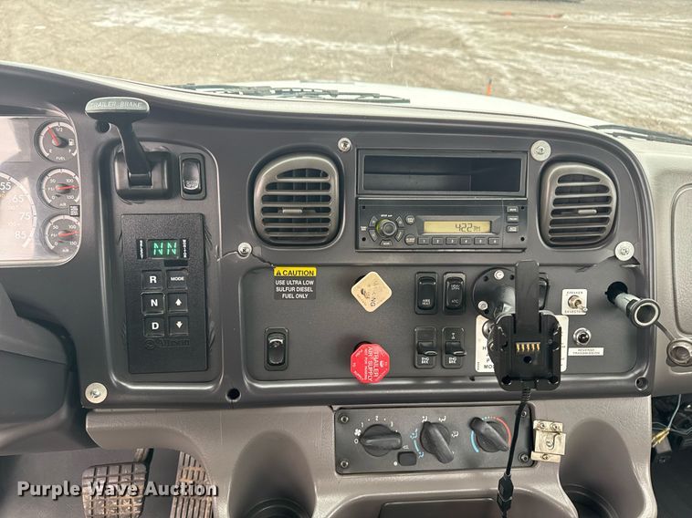 image for item EG2424 2010 Freightliner Business Class M2 crane truck