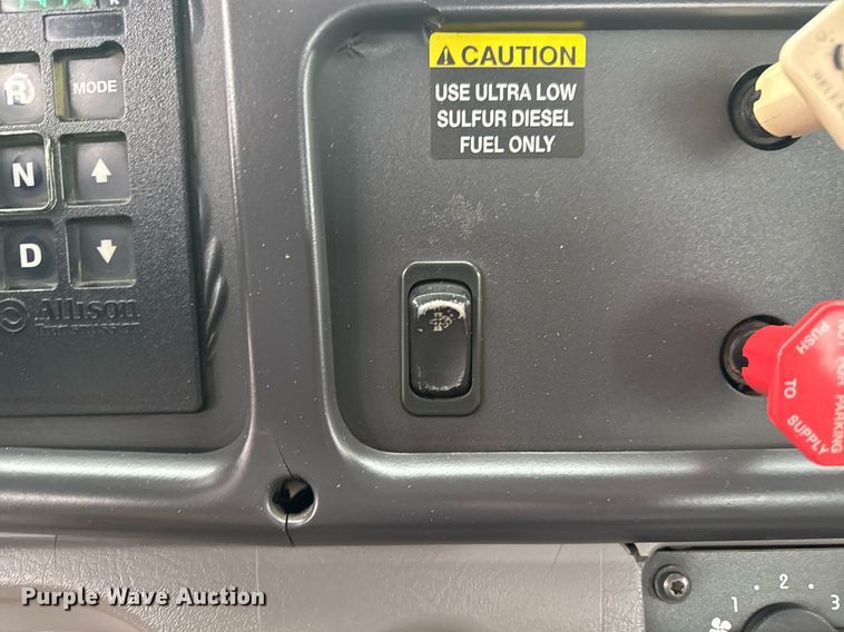 image for item EG2424 2010 Freightliner Business Class M2 crane truck