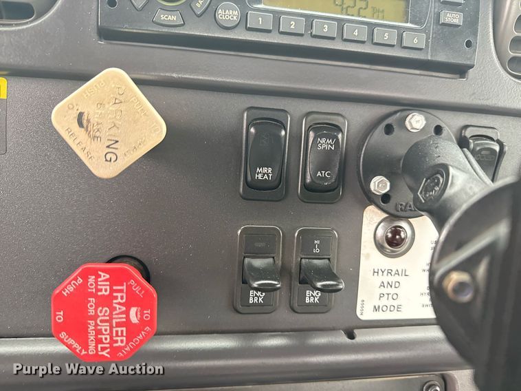 image for item EG2424 2010 Freightliner Business Class M2 crane truck