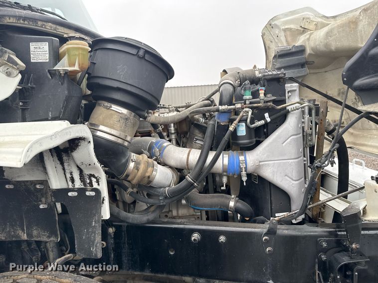 image for item EG2424 2010 Freightliner Business Class M2 crane truck