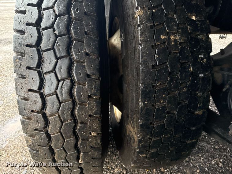 image for item EG2424 2010 Freightliner Business Class M2 crane truck