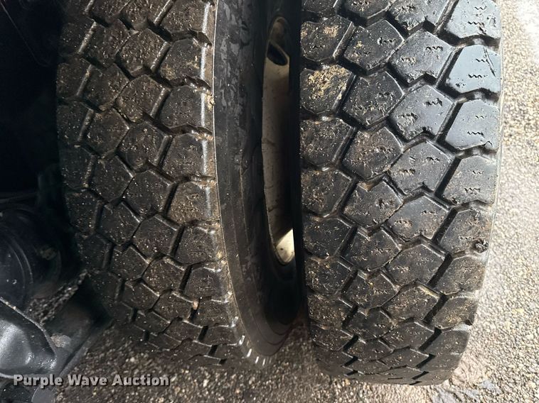 image for item EG2424 2010 Freightliner Business Class M2 crane truck