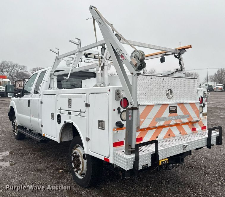 image for item EG2425 2011 Ford F350 Super Duty SuperCab utility bed pickup truck