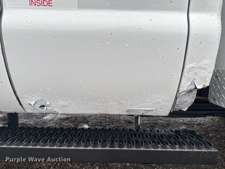 image for item EG2425 2011 Ford F350 Super Duty SuperCab utility bed pickup truck