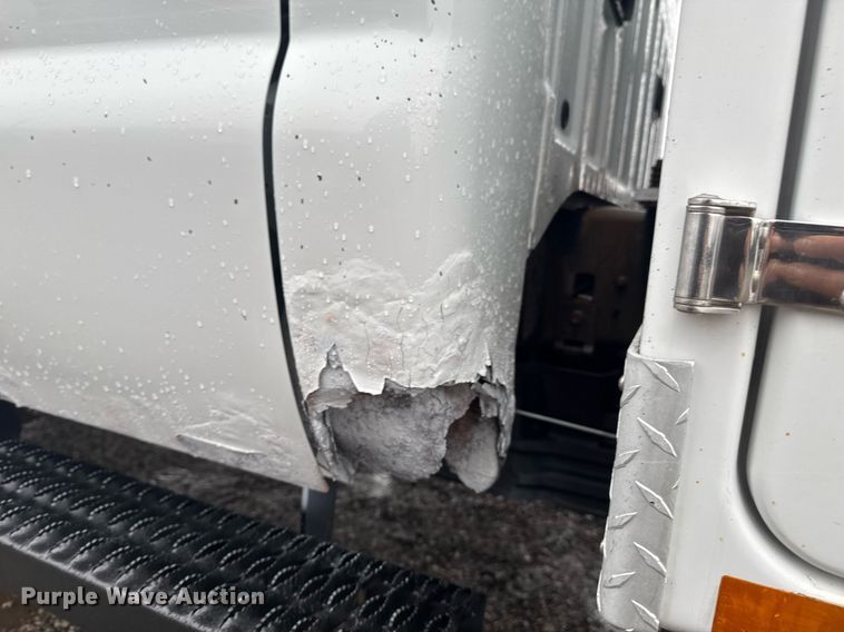 image for item EG2425 2011 Ford F350 Super Duty SuperCab utility bed pickup truck