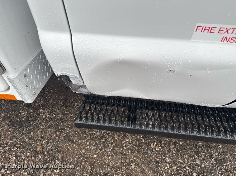 image for item EG2425 2011 Ford F350 Super Duty SuperCab utility bed pickup truck