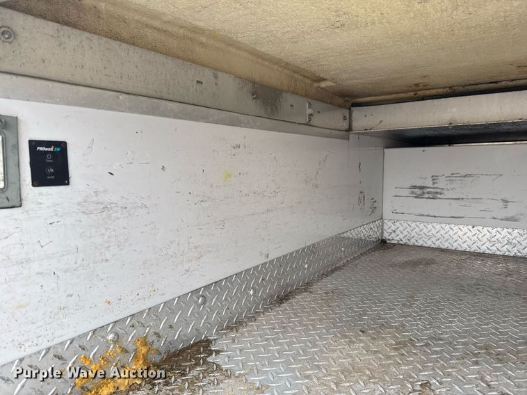 image for item EG2425 2011 Ford F350 Super Duty SuperCab utility bed pickup truck