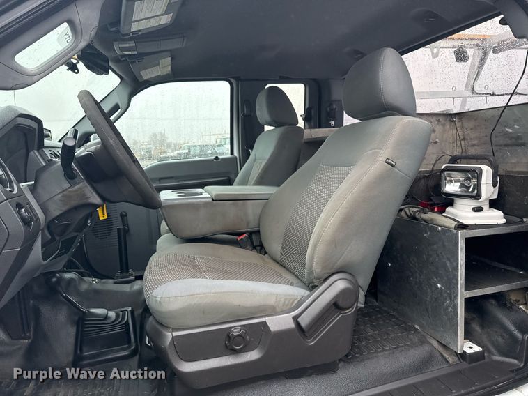 image for item EG2425 2011 Ford F350 Super Duty SuperCab utility bed pickup truck