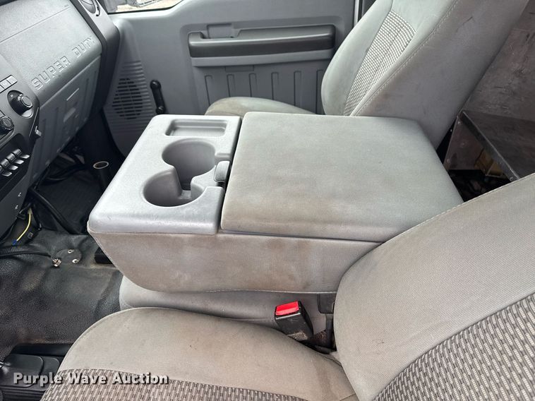 image for item EG2425 2011 Ford F350 Super Duty SuperCab utility bed pickup truck