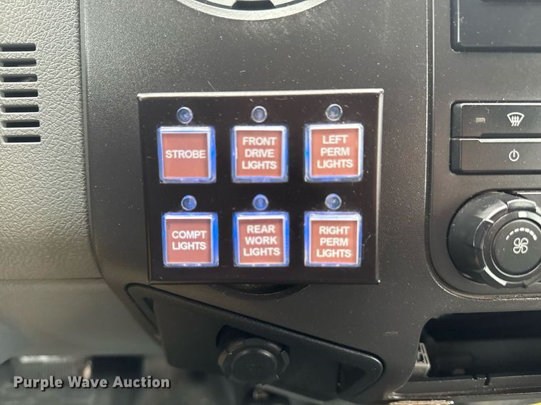 image for item EG2425 2011 Ford F350 Super Duty SuperCab utility bed pickup truck