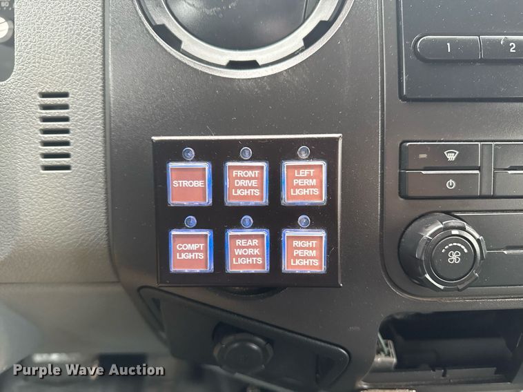 image for item EG2425 2011 Ford F350 Super Duty SuperCab utility bed pickup truck