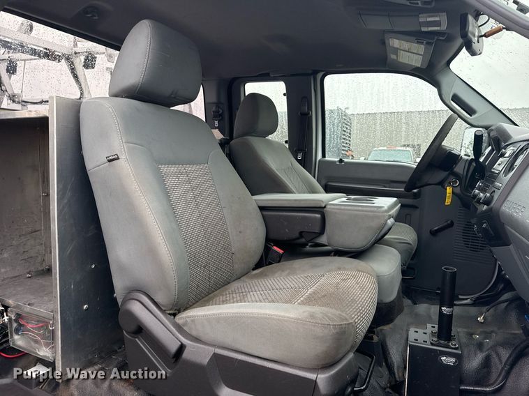 image for item EG2425 2011 Ford F350 Super Duty SuperCab utility bed pickup truck