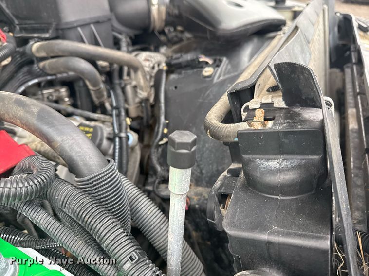 image for item EG2425 2011 Ford F350 Super Duty SuperCab utility bed pickup truck