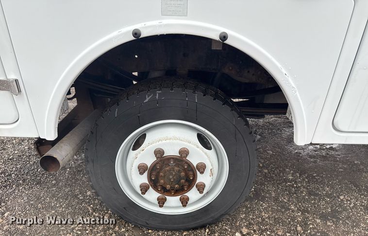 image for item EG2425 2011 Ford F350 Super Duty SuperCab utility bed pickup truck